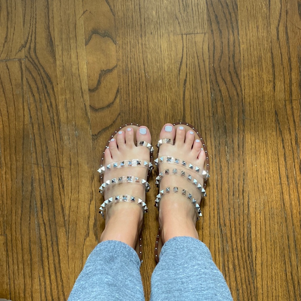 Sandals size 9